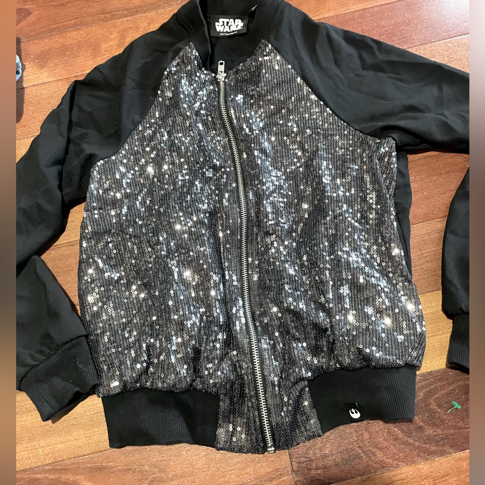 50% off kids bundle of 3+ items! Star Wars sequin jacket